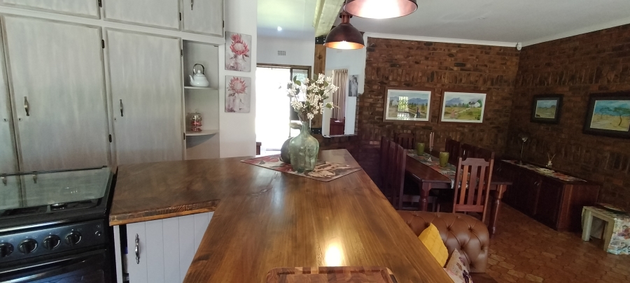 4 Bedroom Property for Sale in Jan Kempdorp Northern Cape